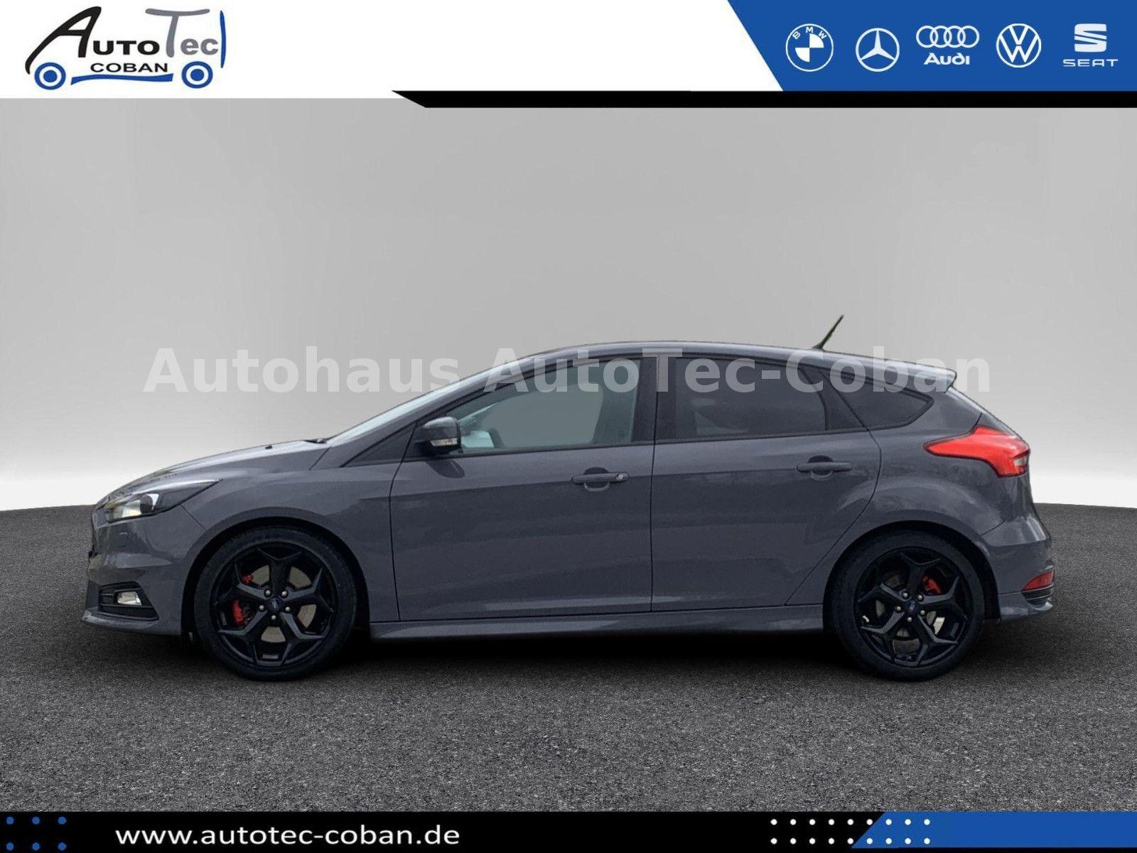 Ford Focus Lim. ST*/EURO6/NAVI/XENON/RÜCKFAHRK./*