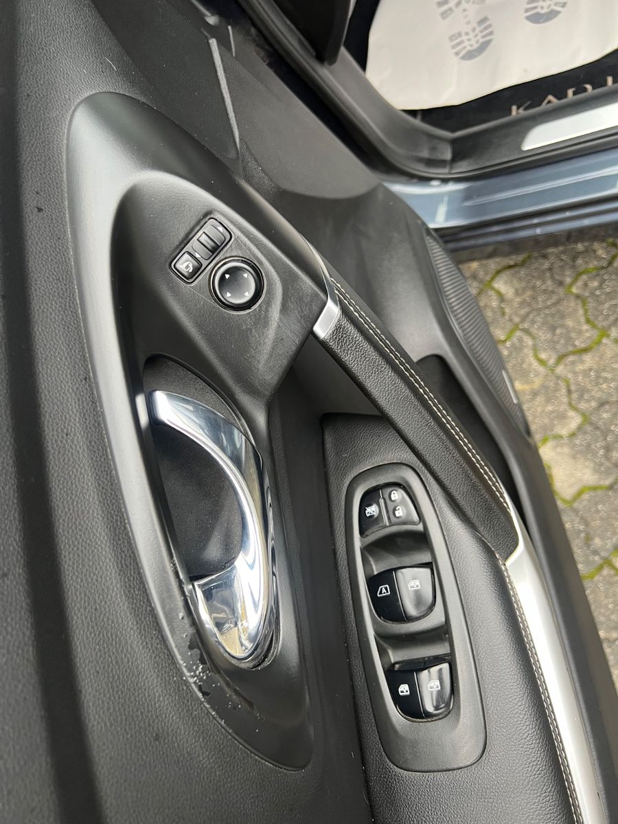 Fahrzeugabbildung Renault Kadjar Bose Edition 4x4 *LED*KAMERA*NAVI*