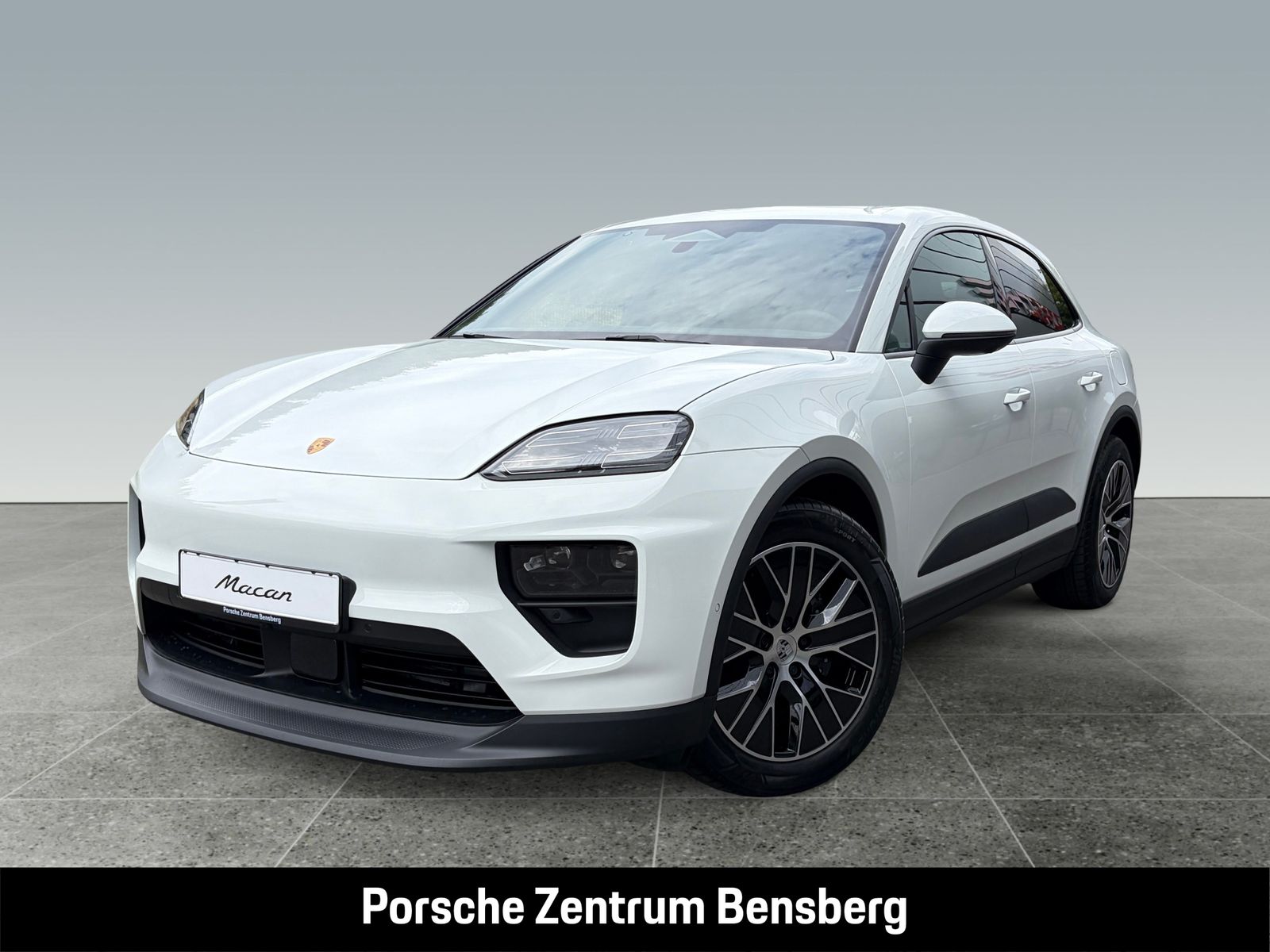 Porsche Macan Electric