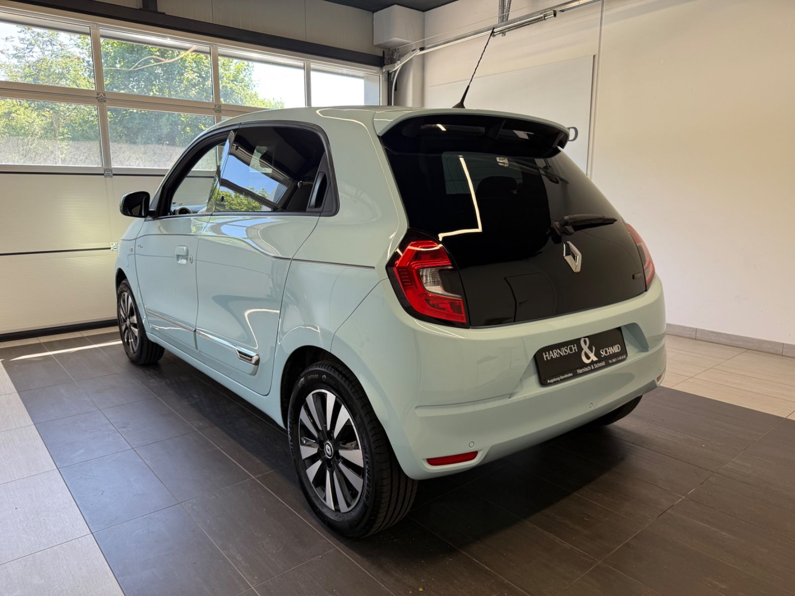 Fahrzeugabbildung Renault Twingo Techno Electric, Navi, Rückfahrkamera