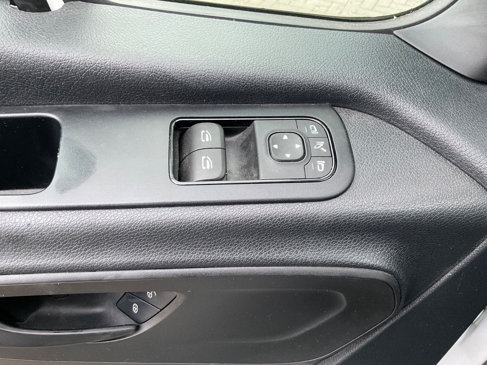 Fahrzeugabbildung Mercedes-Benz Sprinter 315,Kamera,3.5T,Navi,Carplay,L2