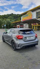 Mercedes-Benz A45AMG 4MATICPano,Schalensitze,Sportaga ohne OPF - Mercedes-Benz A-Klasse: Sport