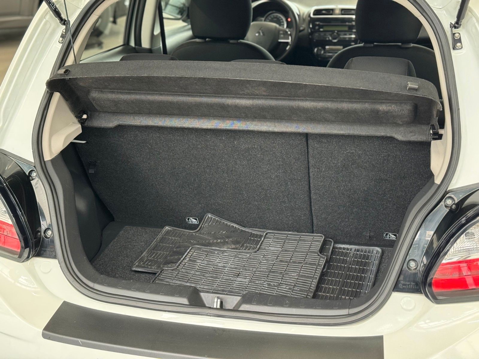 Fahrzeugabbildung Mitsubishi Space Star Algarve Limitiert KeylessGO Allwetter