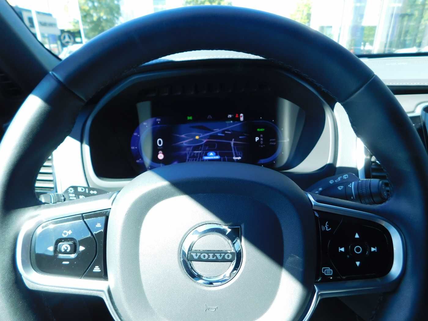 Fahrzeugabbildung Volvo XC90 Plug-In-Hybrid T8 AWD Recharge Plus Bright