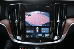 Fahrzeugabbildung Volvo V60 Cross Country D4 AWD Autom Pro*FSHZG*ACC*AHK