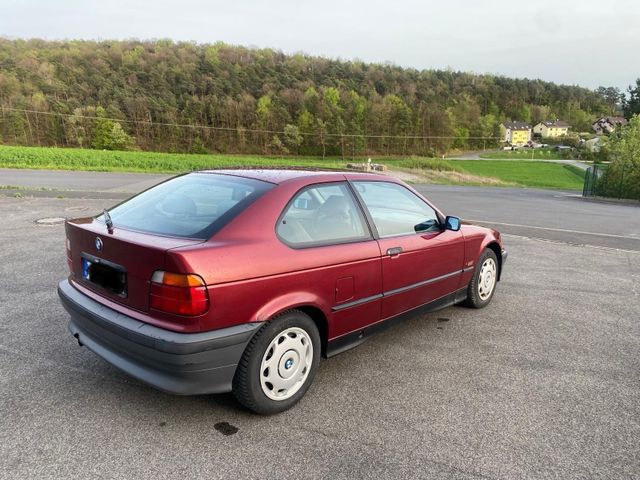 BMW Bmw 316i Compact Automatik