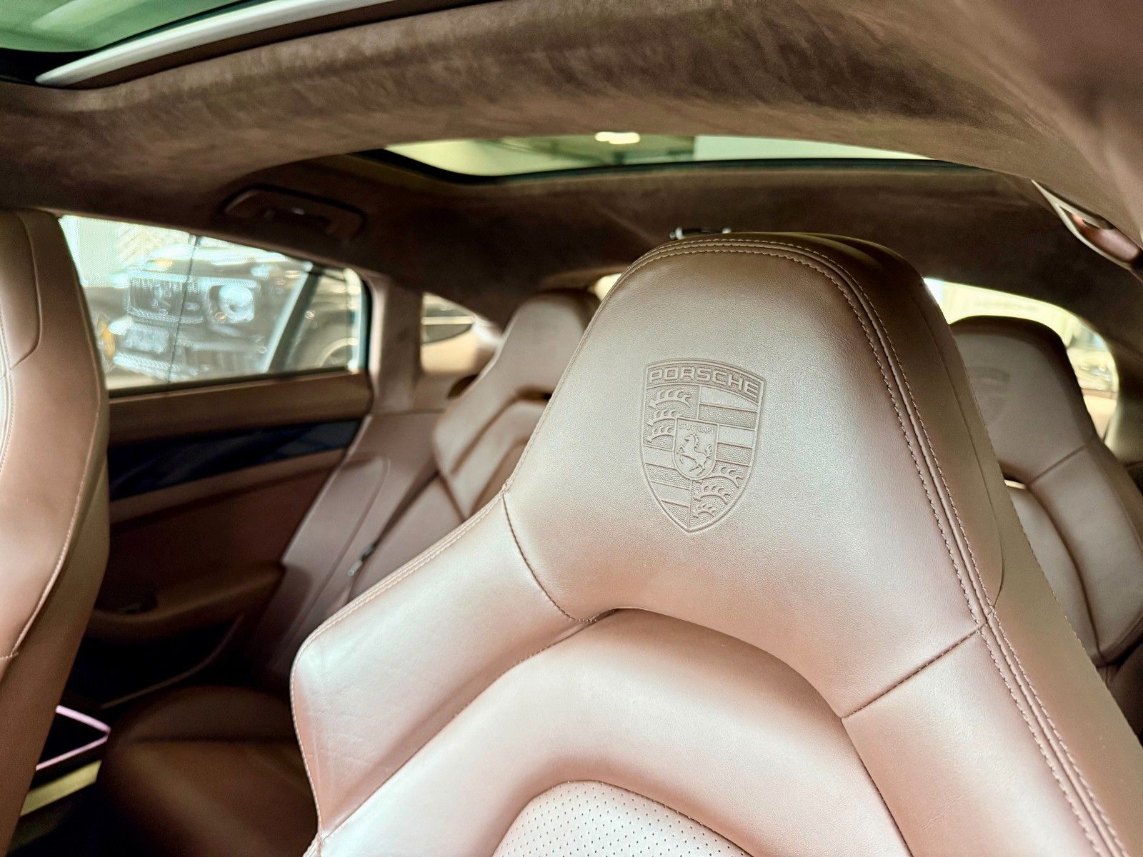 Fahrzeugabbildung Porsche Panamera Turbo PCCB/Panorama/SportDesign/ACC/DAB
