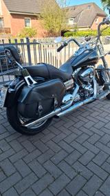 Harley-Davidson Dyna Super Glide Custom FXDC - HARLEY-DAVIDSON DYNA SUPER GLIDE