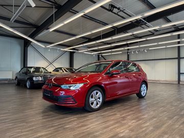 Volkswagen Golf - 1