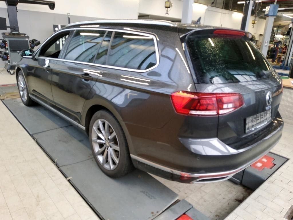 Volkswagen Passat Variant - Bild 4