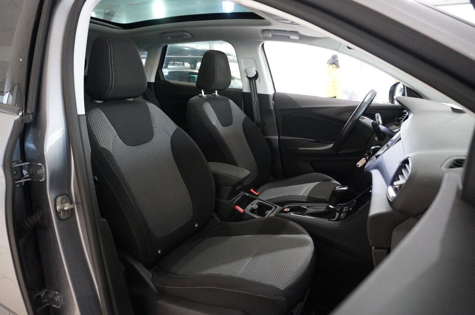 Fahrzeugabbildung Opel Grandland (X) 1.5D  EDIT. NAVI/LED/KAMERA/SH/AHK