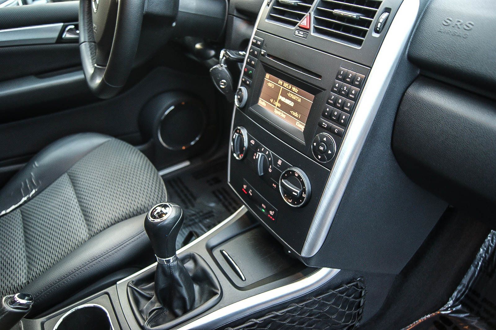 Fahrzeugabbildung Mercedes-Benz A 160 Avantgarde KLIMA PARKLENK LAMELLENDACH SHG