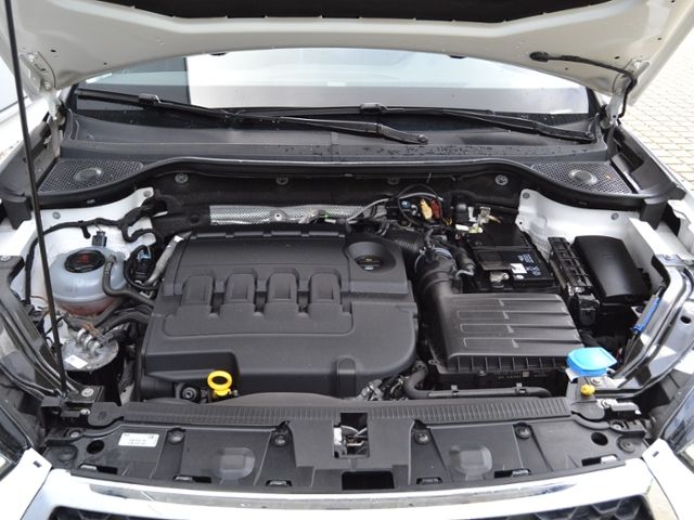 Ateca 2.0 TDI 4Drive DSG Style LED/NAVI+BEATS/17