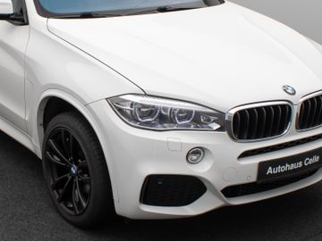Fahrzeugabbildung BMW X5 xDr 30d M Sport Pano HUD H/K AHK Comfort 20'
