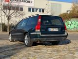Volvo V70 2.4 - Volvo V70 Gebrauchtwagen in Berlin
