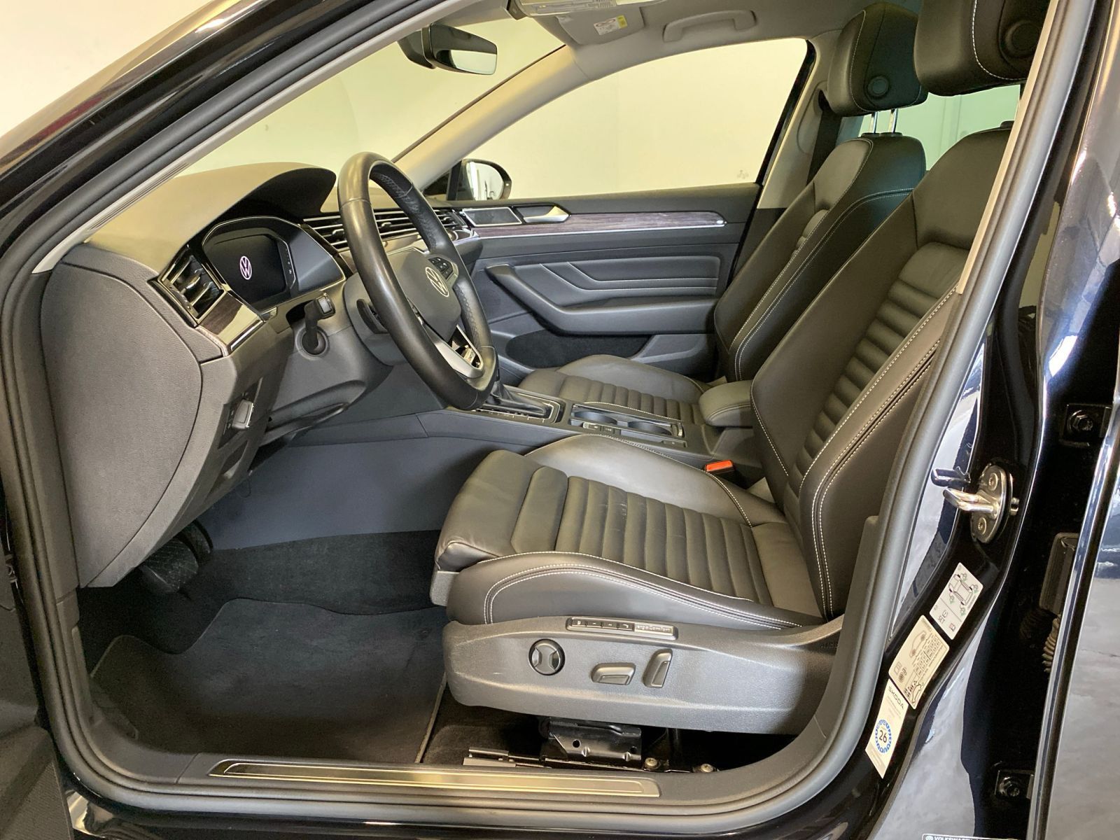 Volkswagen Passat - Bild 5