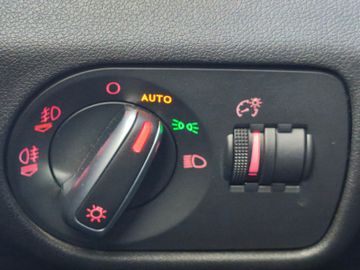 Audi A1 S-Line*S-Tronic-Autom*Bi-Xen*SHZ*PDC*
