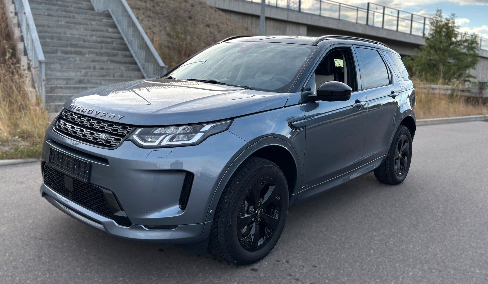 Land Rover Discovery Sport R-Dynamic AWD