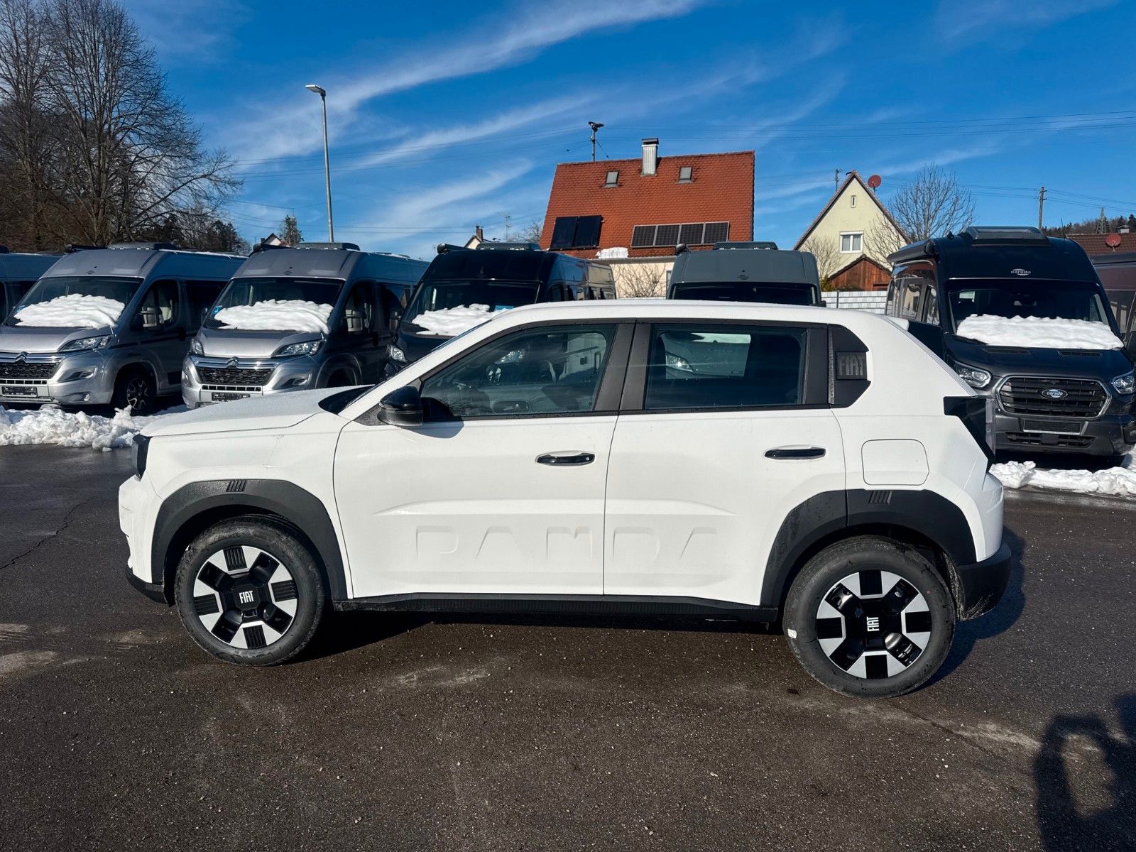 Fahrzeugabbildung Fiat Grande Panda 1.2 110PS Business Edition Navi