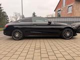 Mercedes-Benz C 300 Autom. - - Mercedes-Benz C 300: Coupe