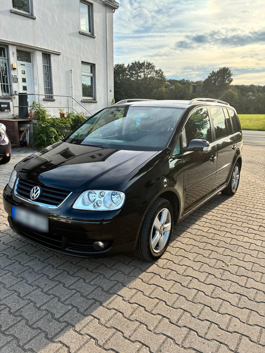 Volkswagen Touran, 2005