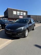 Opel Astra J Sports Tourer Selection - Opel Astra: Sports Tourer Selection