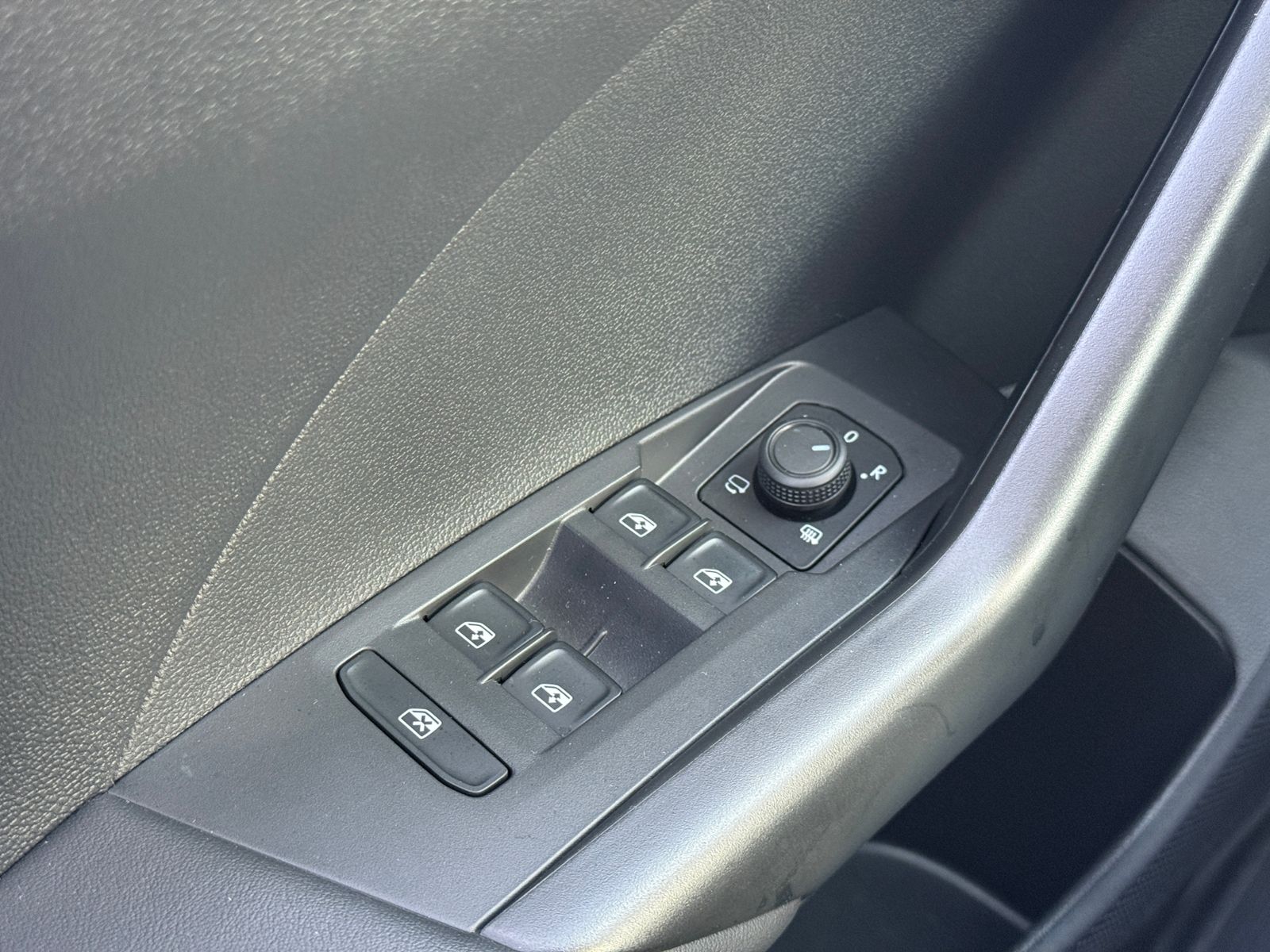 Volkswagen T-Cross - Bild 12