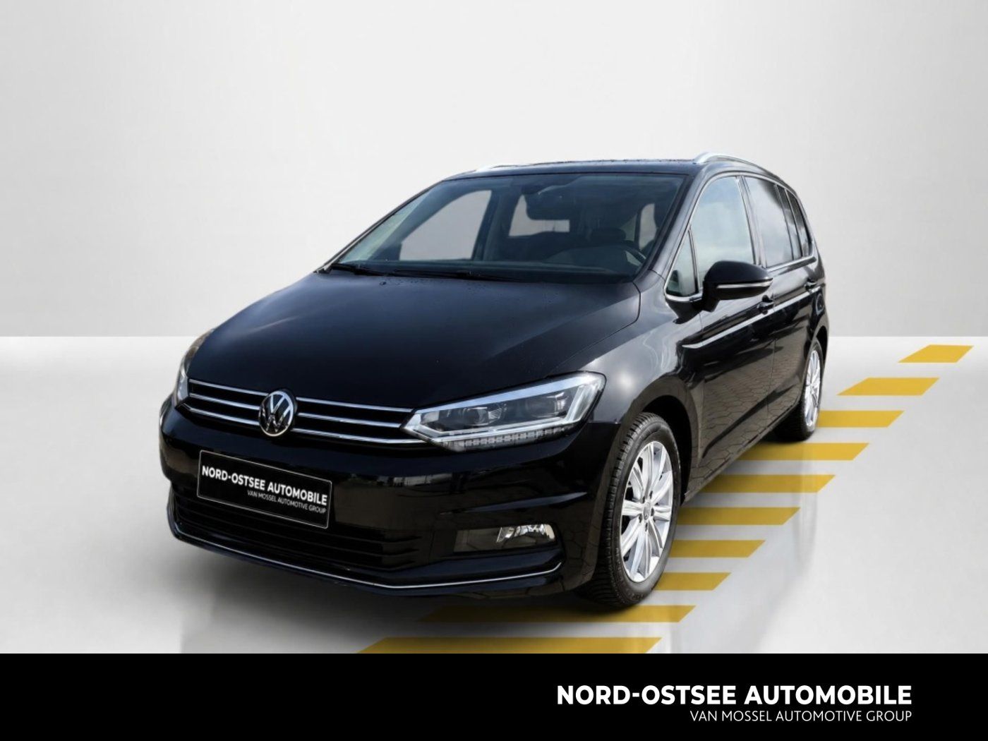 Volkswagen TOURAN 2.0 TDI ACTIVE AHZ PANO AHK NAVI KAMERA