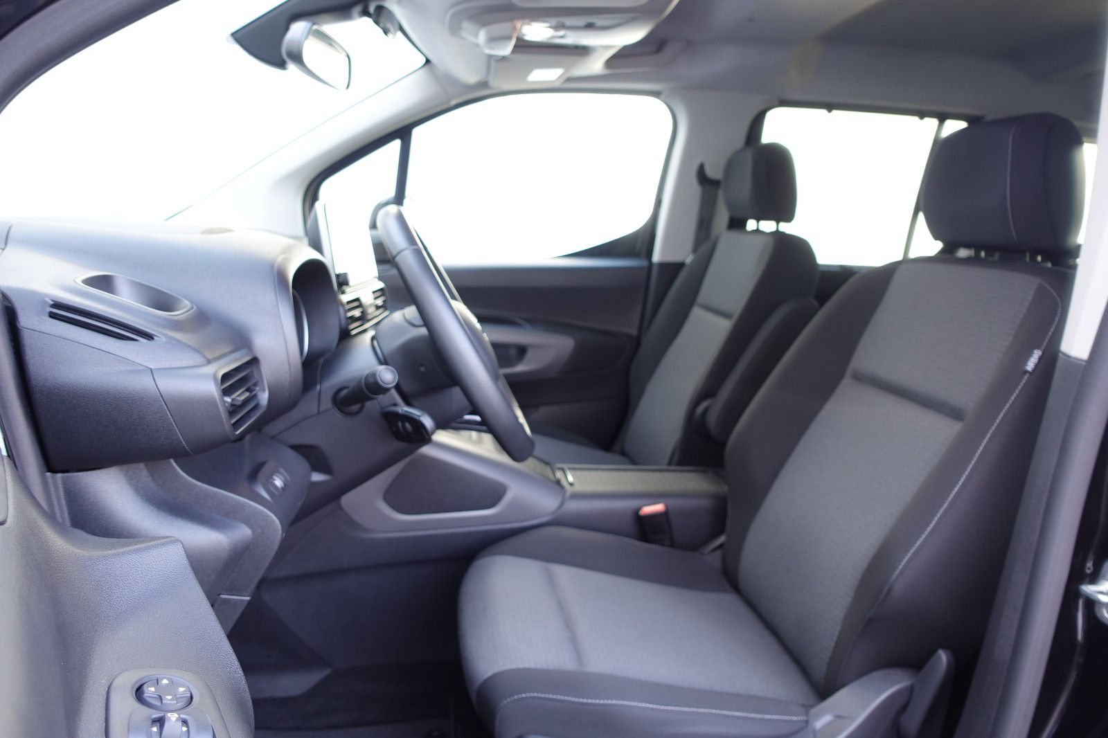 Fahrzeugabbildung Toyota Proace City Verso L2 Executive 1.2T,Navi,Kamera