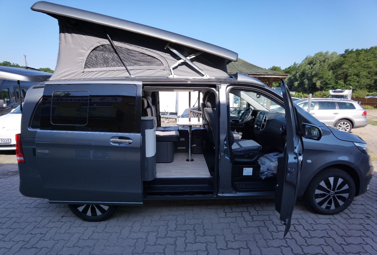 Fahrzeugabbildung Westfalia Jules Verne 4Matic  Sonderpreis 10000 € gespart