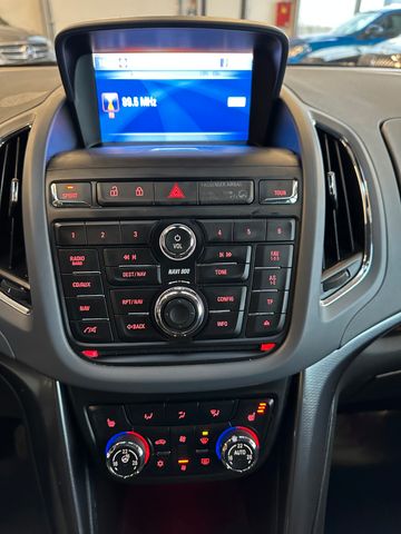 Opel Zafira C Tourer *FlexRide*Navi*Pano*AHK*