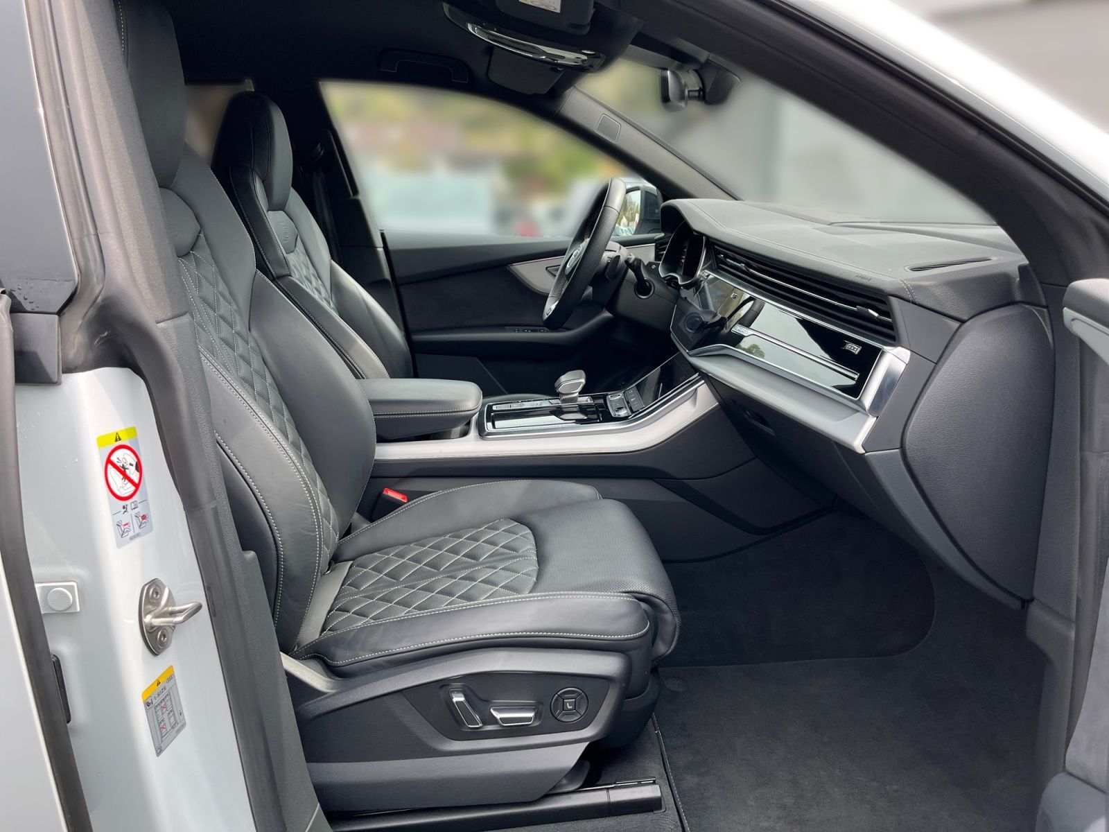 Audi Q8 - Bild 14