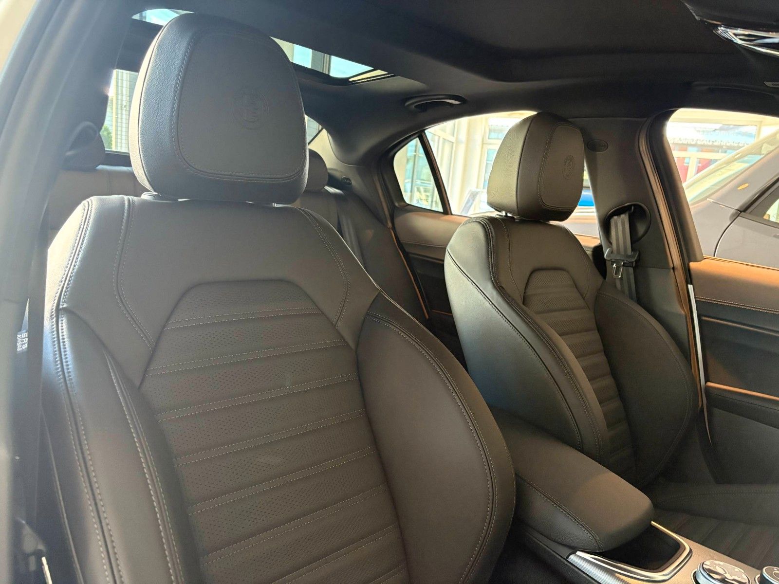 Alfa Romeo Giulia - Bild 10