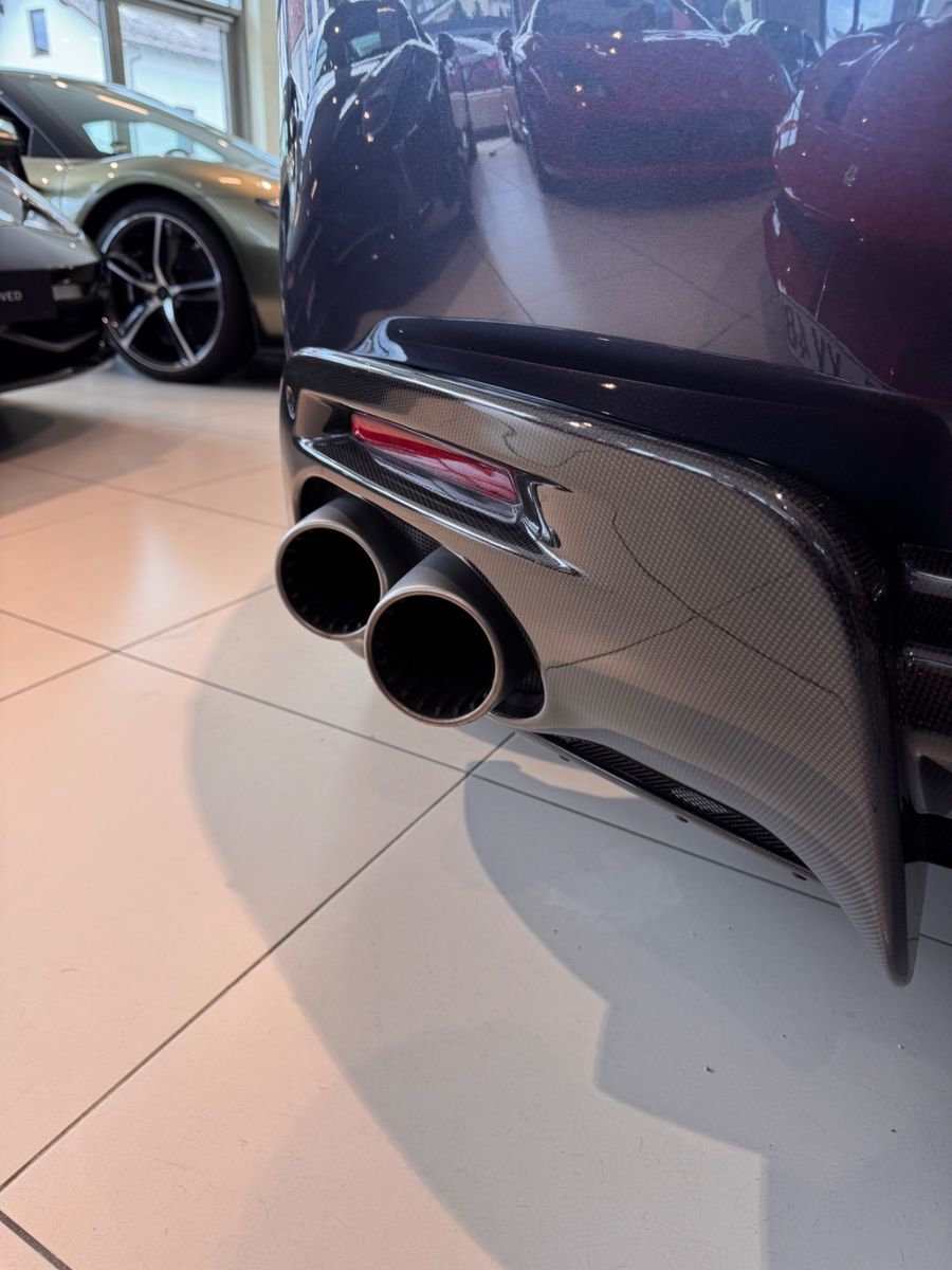 Fahrzeugabbildung Ferrari Roma*Full Carbon*Belüftete Si.*ADAS*360° Kamera*