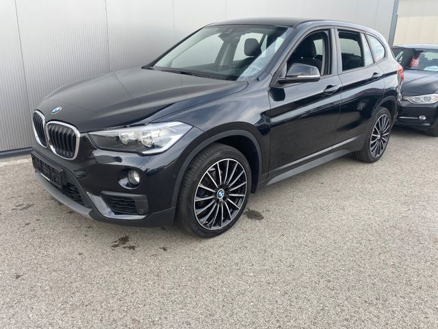 BMW X1*1,8i*NAVI*SPORTSITZE*AUTOMATIC*PDC*