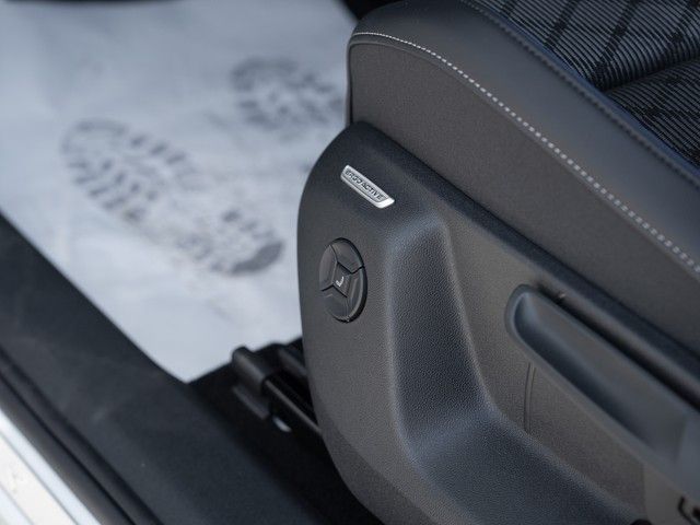 Tiguan R-Line TDI DSG 4M. Black Style Harman