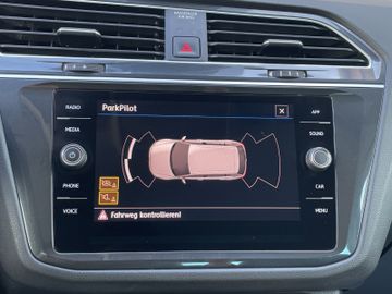 Volkswagen Tiguan  BMT 2.0 TDI DSG R-LINE*DIGITAL*APPLE*ACC