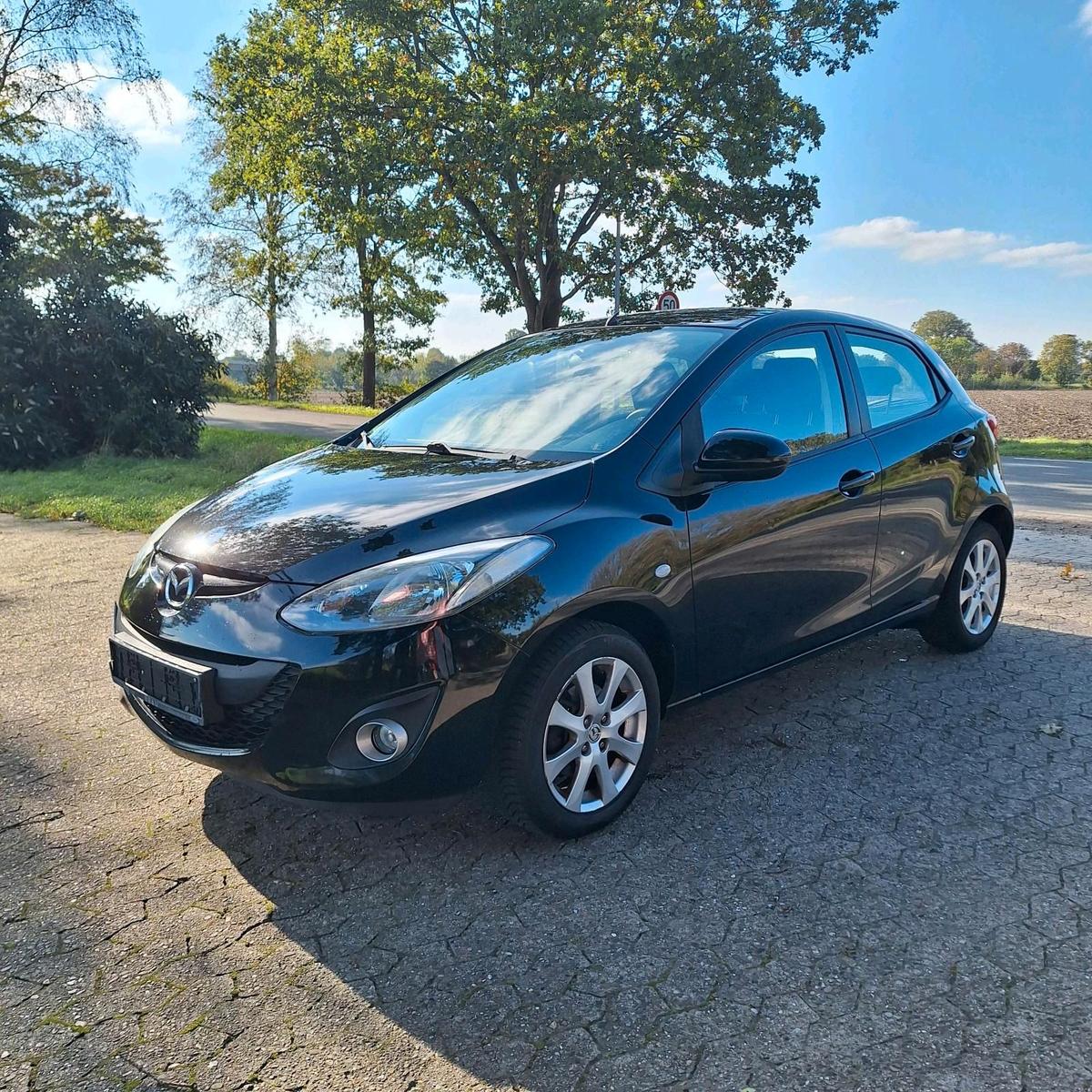 Mazda 2