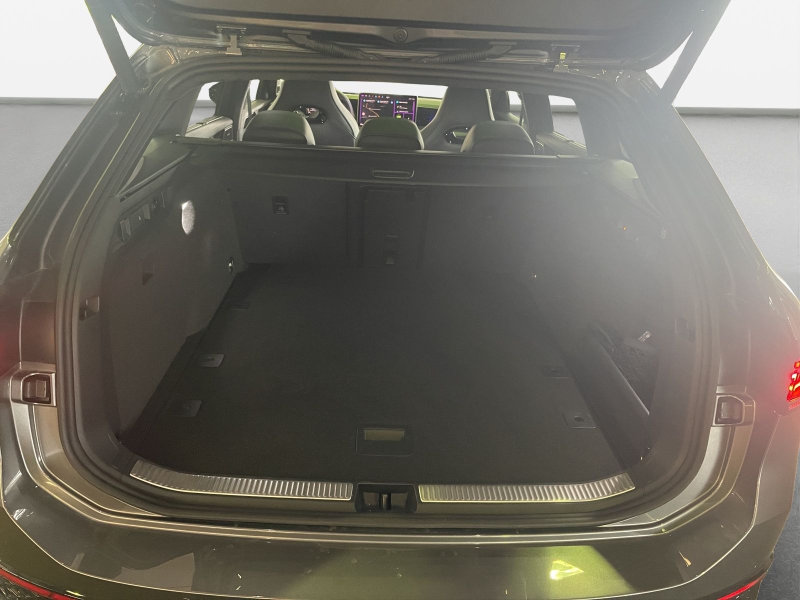 Volkswagen Passat R-Line 2,0 l TSI OPF 4MOTION 195 kW 265 foto 11