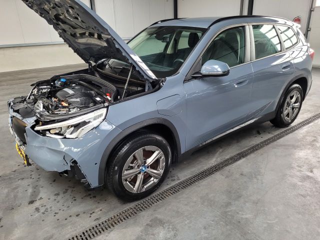 BMW X1 X-Drive 30e 240-KW Automatik Plug-In-Hybrid