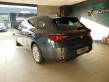 Seat Leon Sportstourer 1.5 eTSI Road Ed. *AHK*PANO* - Seat Leon: Kombi