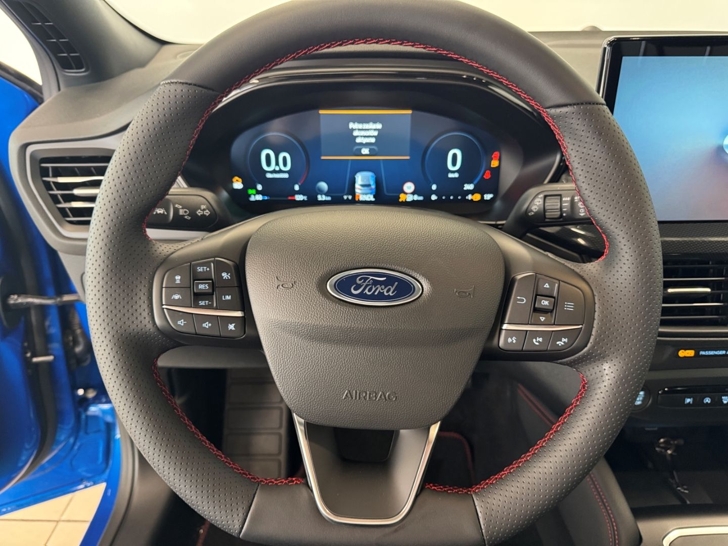 Fahrzeugabbildung Ford Focus ST-Line X B&O VerkehrszeichenER LED Kamera