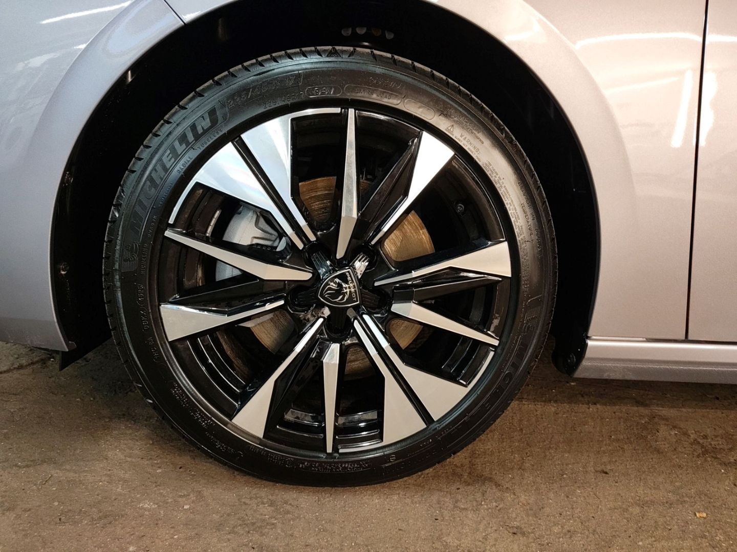 Peugeot 308 - Bild 16