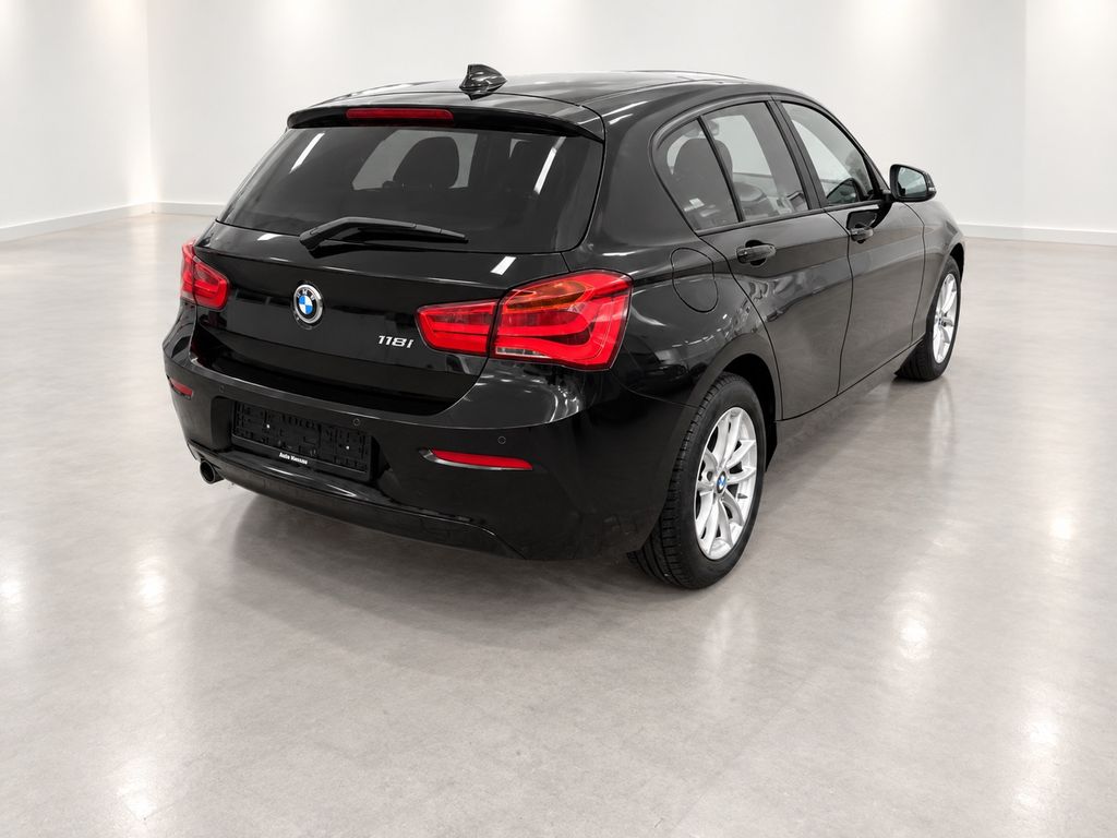 Image of BMW 118