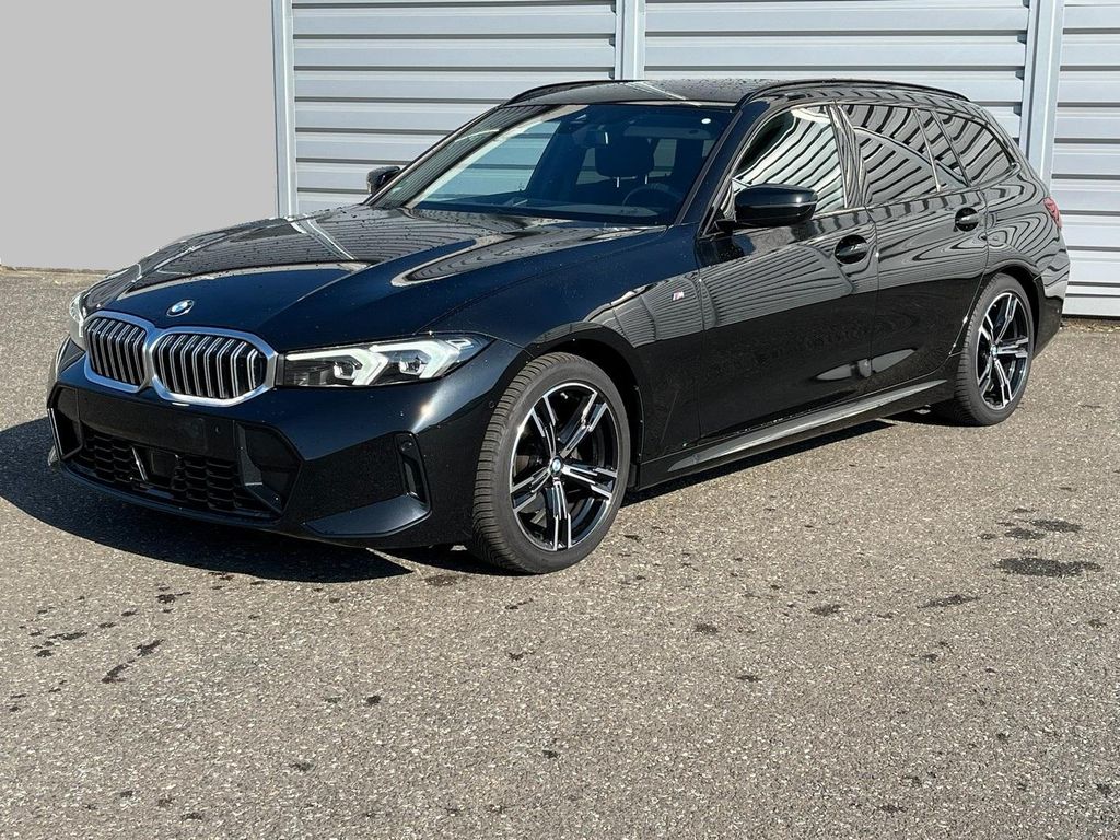 Image of BMW 320