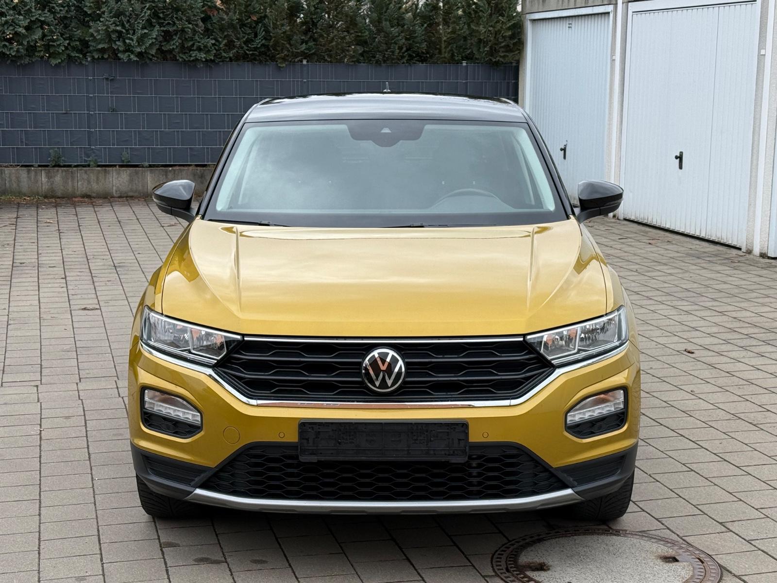 Volkswagen T-Roc Active*NAVI*KAMERA*PDC*SHZ*VOLLSCHECKHEFT*