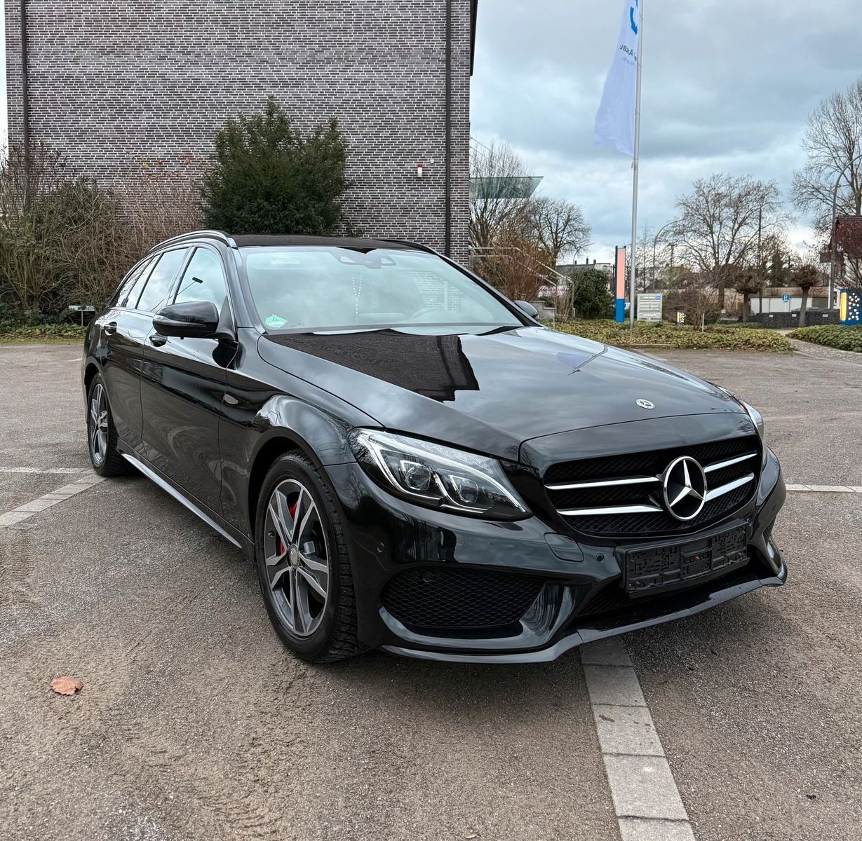 MERCEDES-BENZ Mercedes Benz C220d AMG- Line Automatik