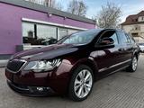 Skoda Superb Combi Elegance "AHK"HU/AU+Service neu" - Skoda Superb Elegance mit Diesel-Antrieb