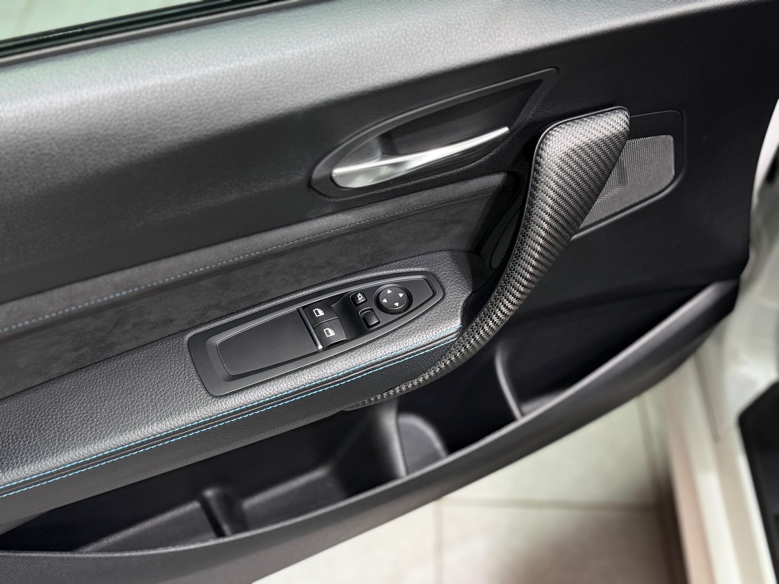 Fahrzeugabbildung BMW M2 Competition|H&K|KW|RF-Kamera|Assistent