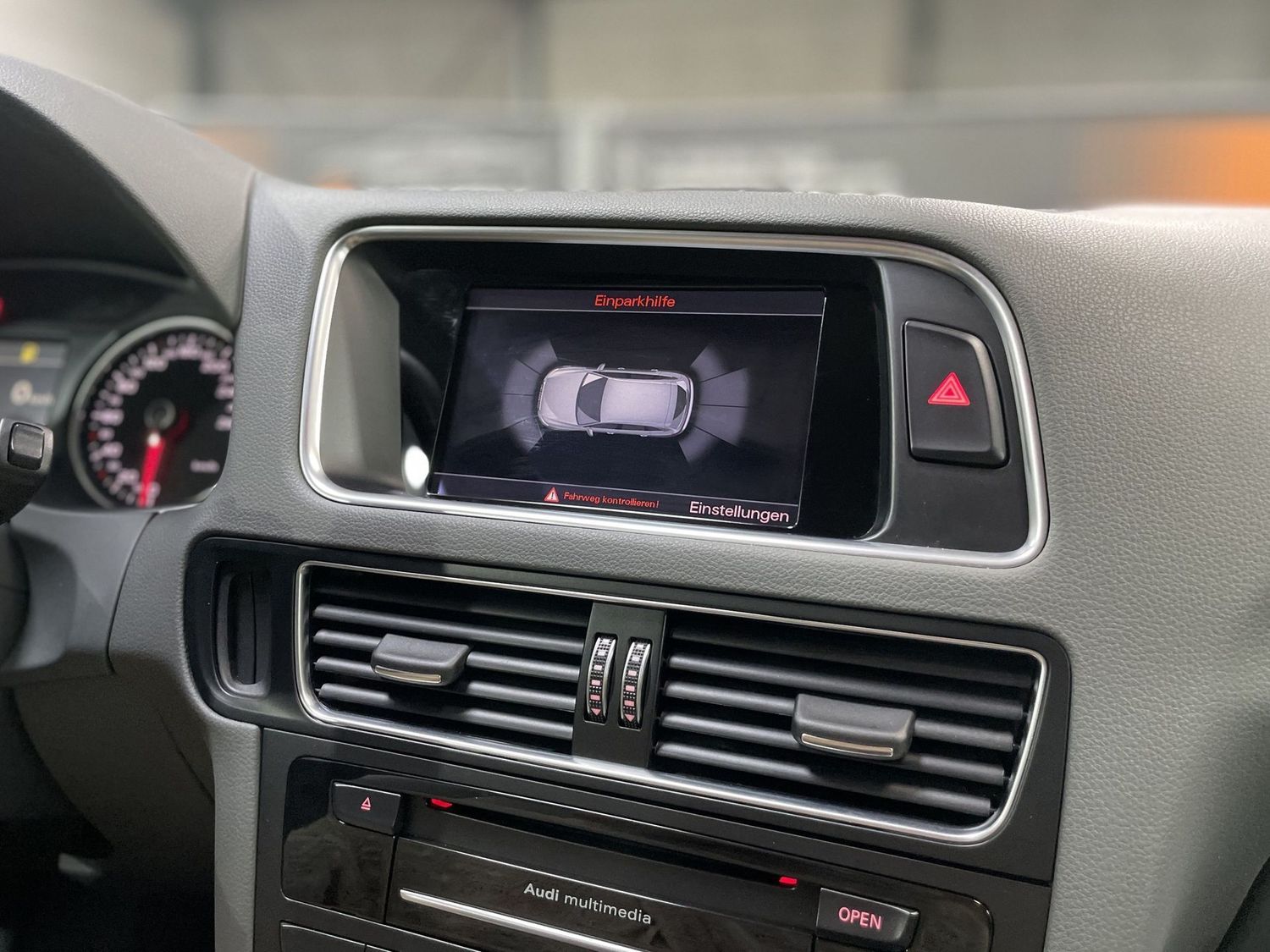 Fahrzeugabbildung Audi Q5 2.0 TDI quattro#Xenon#ACC#Spur#Keyless#Sound